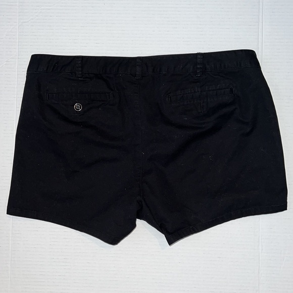GAP Womens Black Shorts with pockets Size 12 Summer Casual - Picture 4 of 8
